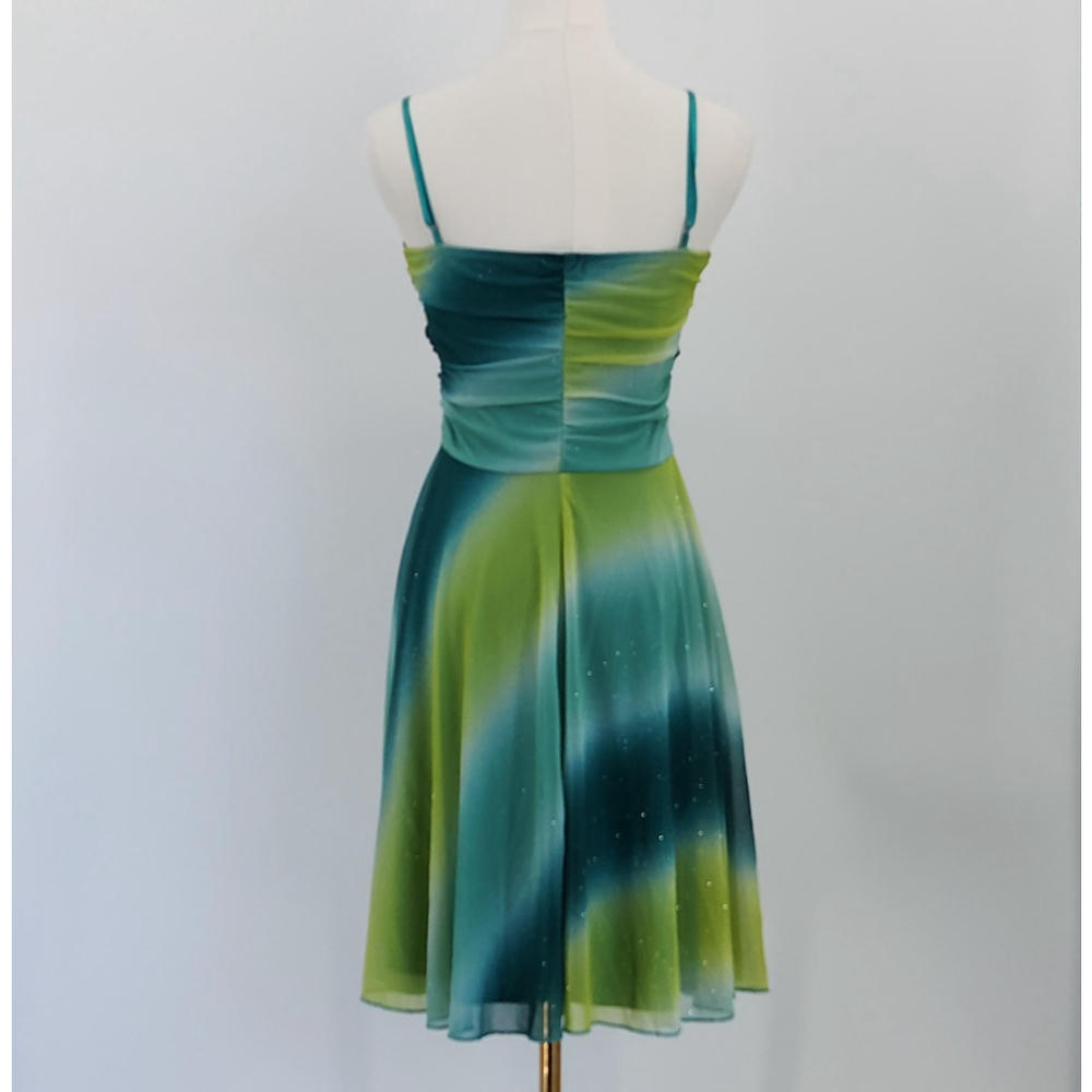 Green Ombre Spaghetti Strap Dress - Picture 4 of 10